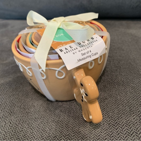 Rae Dunn Christmas Gingerbread Man Measuring Cups (NWT) - Picture 3 of 5